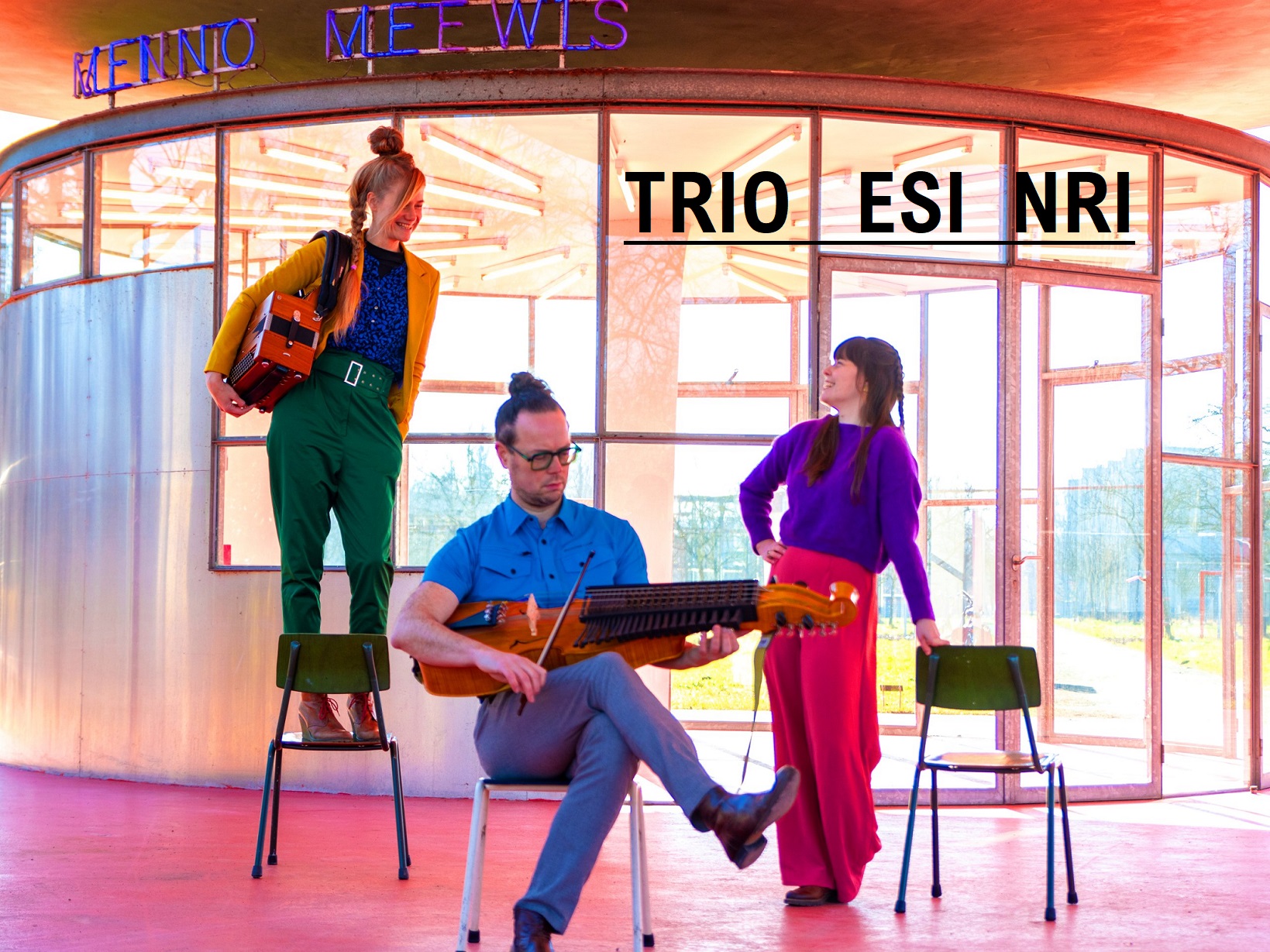 Esi-Nri-trio-foto-1.jpg